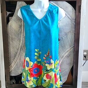 Parsley & Sage flowered Top Medium
